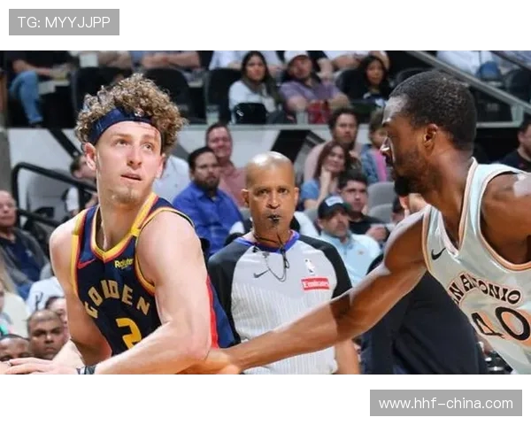 2015年黄蜂与森林狼的激烈对决回顾与精彩瞬间分析 2015年黄蜂与森林狼的激烈对决回顾与精彩瞬间分析