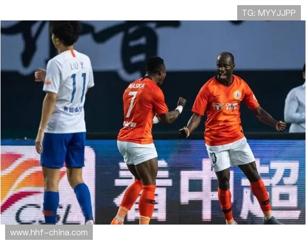 2017年鲁能与上港激战王大雷精彩扑救引发球迷热议