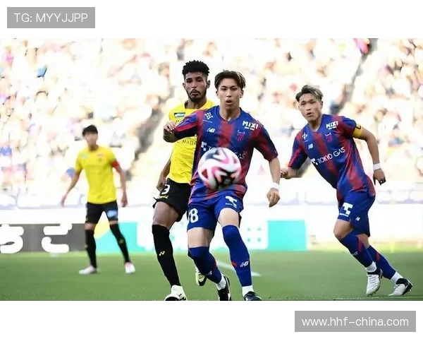 德利城与舒尔的精彩对决揭示了足球战术的博弈与球队实力的较量