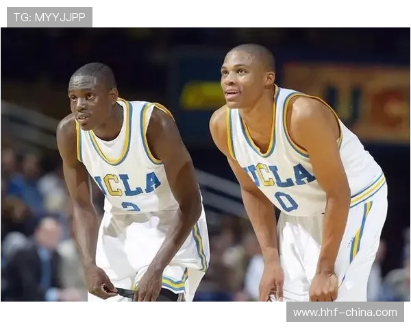 拉塞尔威斯布鲁克的篮球传奇与职业生涯的辉煌成就探索 拉塞尔威斯布鲁克的篮球传奇与职业生涯的辉煌成就探索