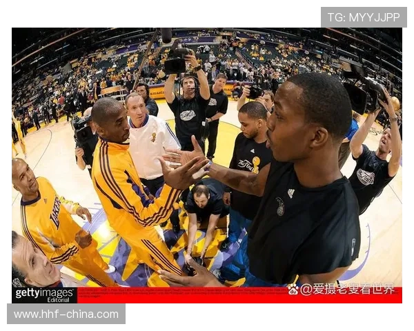 热队与湖人队激战正酣精彩直播全程回顾与分析 热队与湖人队激战正酣精彩直播全程回顾与分析