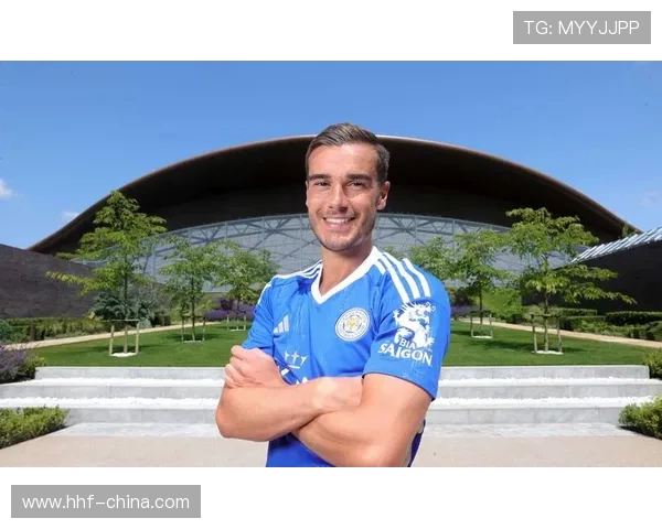 莱斯特城对阵热刺精彩直播回顾与赛后分析全景呈现 莱斯特城对阵热刺精彩直播回顾与赛后分析全景呈现